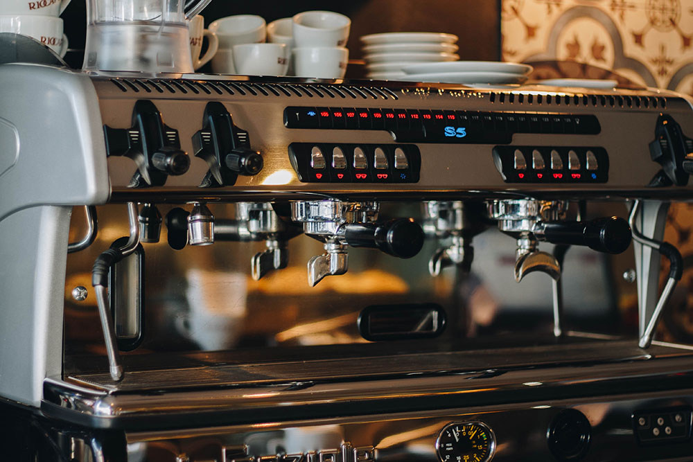 Picture of a commercial espresso machine